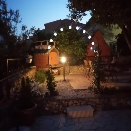 Apartment Petra - With Parking Orebic