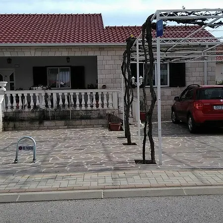 Petra - With Parking Orebic
